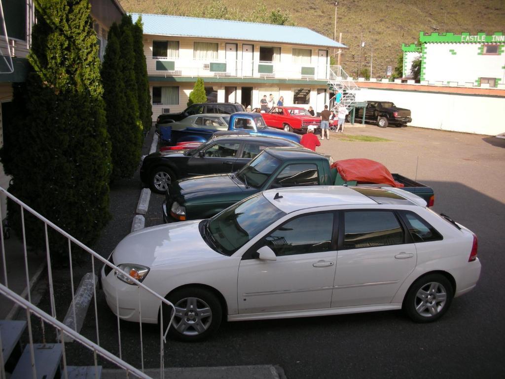 Cache Creek Inn Kültér fotó
