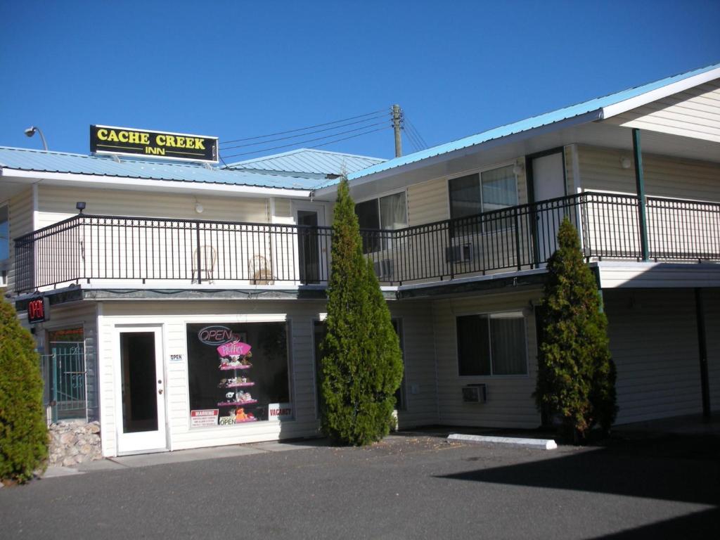 Cache Creek Inn Kültér fotó
