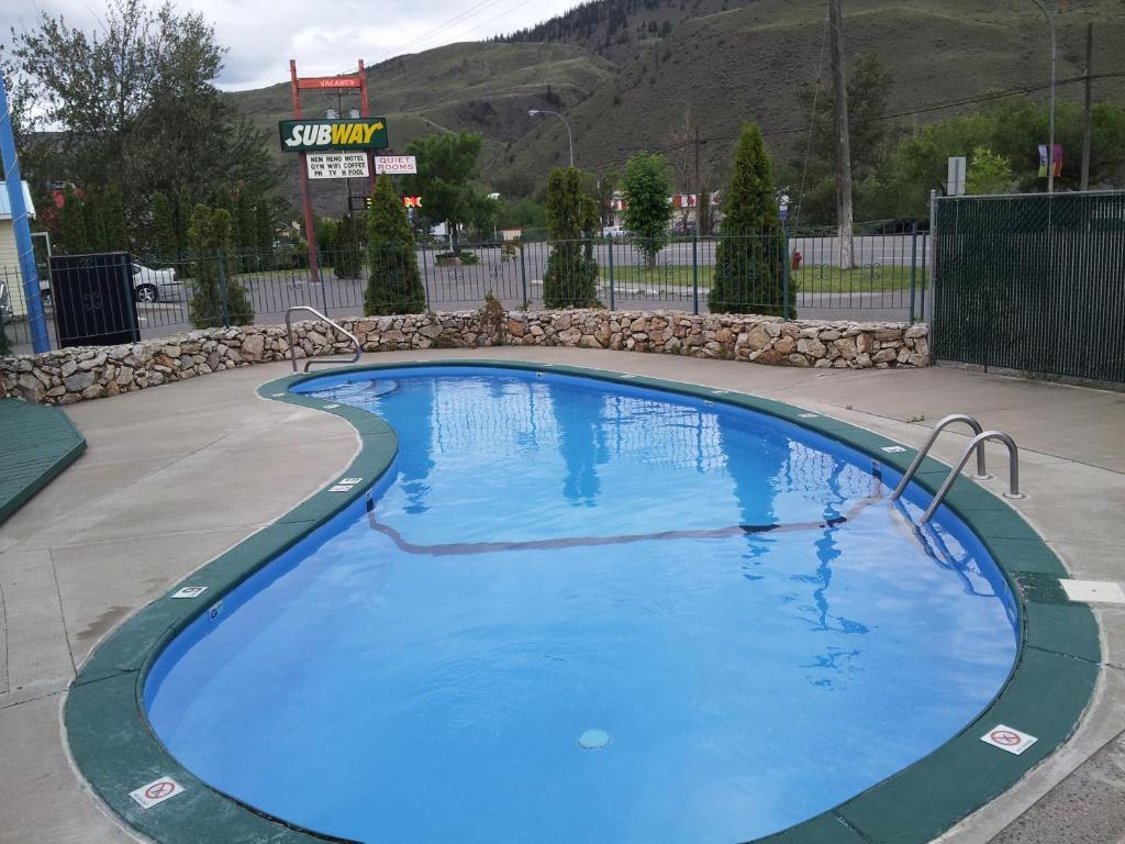 Cache Creek Inn Kültér fotó